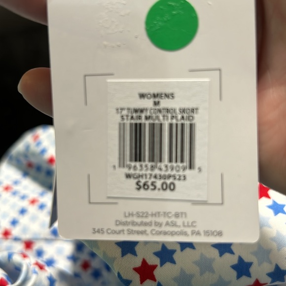 NWT. Lady Hagen pull-on skorts with pockets. Size medium. Tummy control waist - Picture 7 of 7